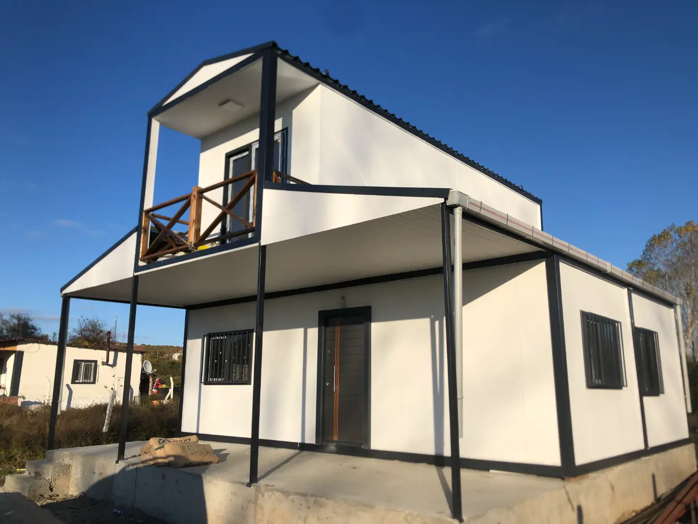 İKİ KATLI 108 M2 BİRLEŞİMLİ  ÖZEL TASARIM EV KONTEYNER