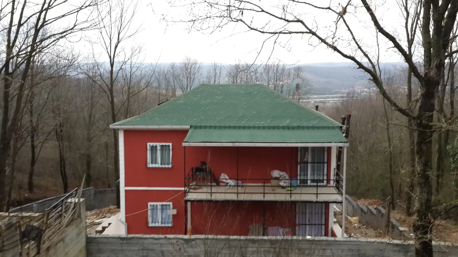 İKİ KATLI 162 M2 ÖZEL TASARIM KONUT KONTEYNER 